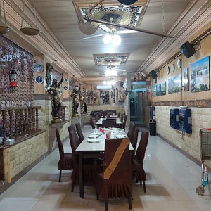 رستوران جهان نما