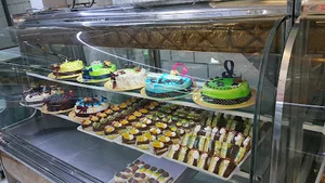 شیرینی سرای خورشید