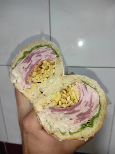 فست فود هفت و نیم