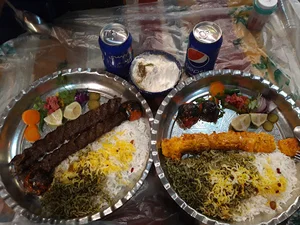 سفره خانه سنتی ساحلی