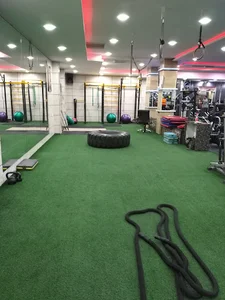 باشگاه بدنسازی ماسل لند