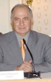 احمد چلبی - ویکی‌پدیا، دانشنامهٔ آزاد