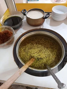 آش و حلیم حیدر بابا 4