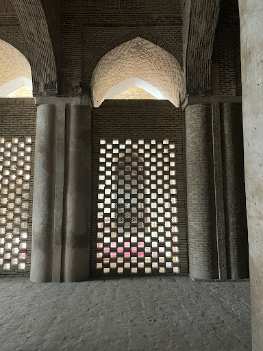 گنبد تاج الملک Taj al-Mulk Dome