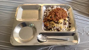 سالن غذاخوری مرکزی (سلف) دانشگاه علم و صنعت