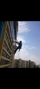 پیچ و رولپلاک نما ، عایق بندی نما ، شست و شوی نما با طناب
