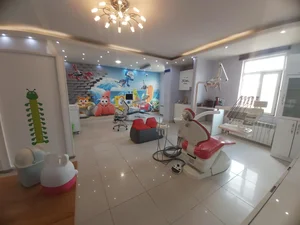 دکتر مریم خسروزاده ، متخصص دندانپزشکی کودکان 2