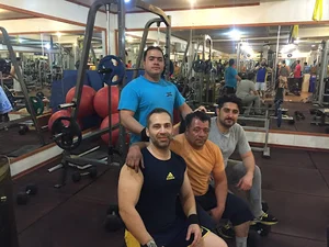 باشگاه بدنسازی ارغوان