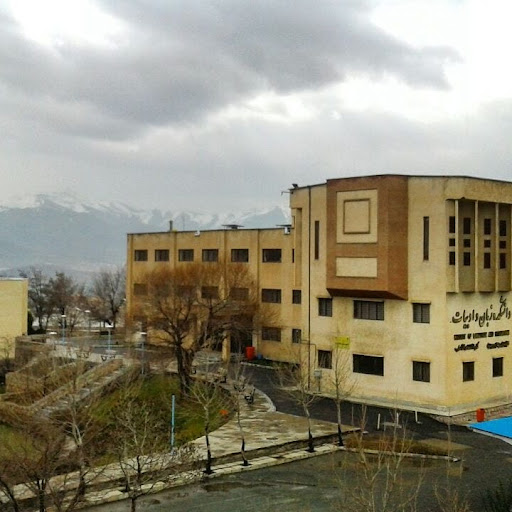 دانشکده ادبیات و زبان های خارجی