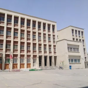 دبیرستان شهید دکتر بهشتی