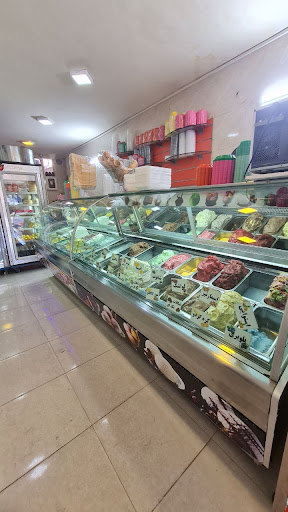 بستنی فروشی 110