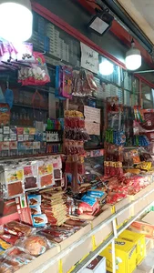 دکه عموفرهاد و فرشاد