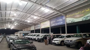 معرض قمة البرج للسيارات الجديدة في الدمام