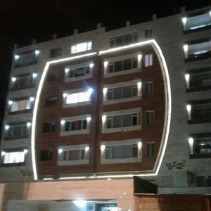 مجتمع مسکونی زرین‌تاج