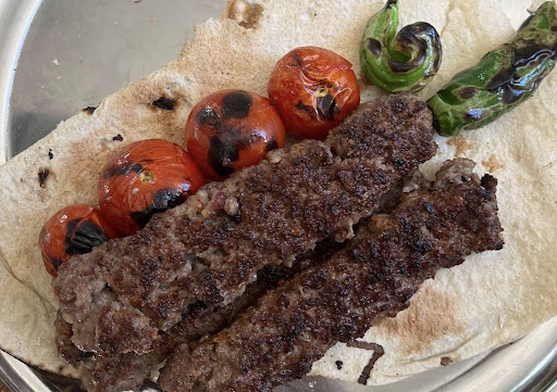 کبابی لاریجانی