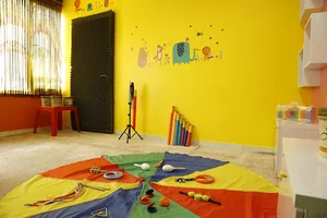 آموزشگاه موسیقی چند مضراب