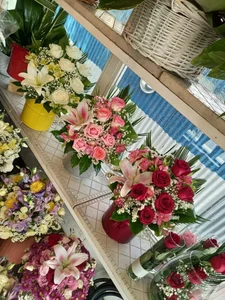 گلفروشی ولنجک 3