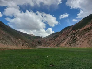نمارستاق کجاست؟ + معرفی جاذبه‌های گردشگری - املاک لاریجان خرید و فروش زمین  و ویلا در لاریجان آمل