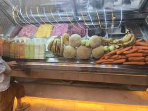 بستنی فروشی عرفان 2