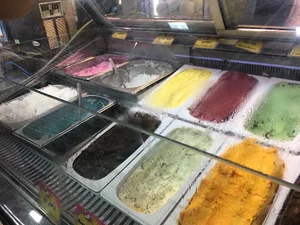 عسل بستنی
