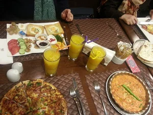 رستوران باکس کلاسیک