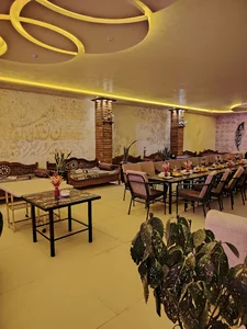 باغ رستوران و باشگاه سوارکاری بهاران