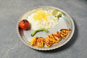 کترینگ و آشپزخانه چلو بیست 4