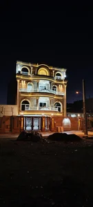 ساختمان کاخ وحید 4