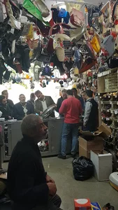 فروشگاه لوازم موتور سیکلت طاوسی