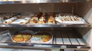 شیرینی کوک