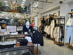 فروشگاه پوشاک کنی بوی 3