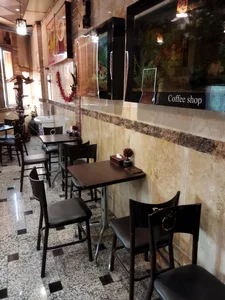 کافه لبخند 4