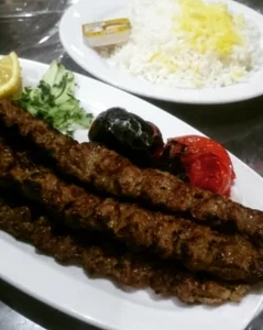 رستوران و آشپزخانه مرکزی عرشیا