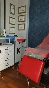 دکتر آزرمیدخت شجاعی - متخصص جراح زنان و زایمان و نازایی 2