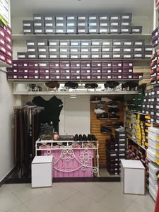 فروشگاه کفش چرم طور 5