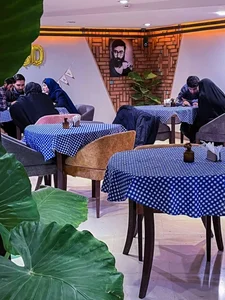 کافه مونیفا 2