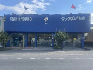 ایران خودرو عظیمی ۱۸۱۸ مرند