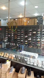 فروشگاه کفش مدالیتا