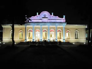 عمارت شهرداری قزوین (موزه بلدیه) 3