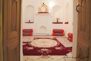 بومگردی باغ کوشک