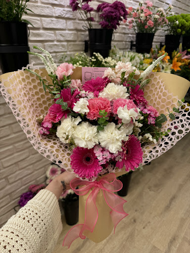 Tiffany floral & events