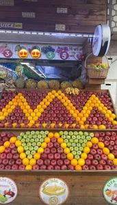 بستنی و ابمیوه فروشی