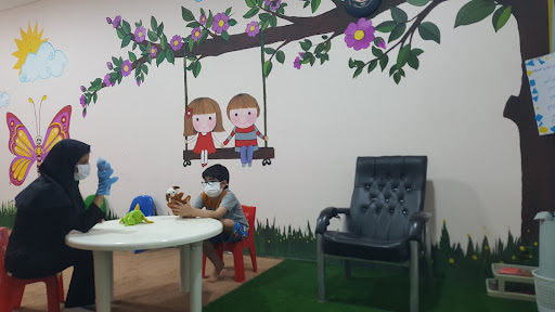 کلینیک خدمات روانشناسی و مشاوره مهرآوران