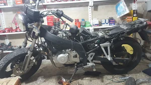 تعمیرگاه موتورسیکلت اسب آهنی Motorcycle repair shop