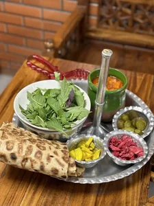 رستوران سنتی دیزی خان 3