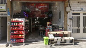 پخش سوسیس و کالباس قدیمی