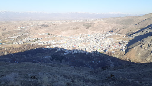 کوه زینجیر و پیر