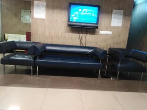 کلینیک دندانپزشکی فرجام