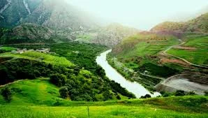 جاهای دیدنی سنندج | از زریوار تا پلنگان (120 عکس و آدرس)