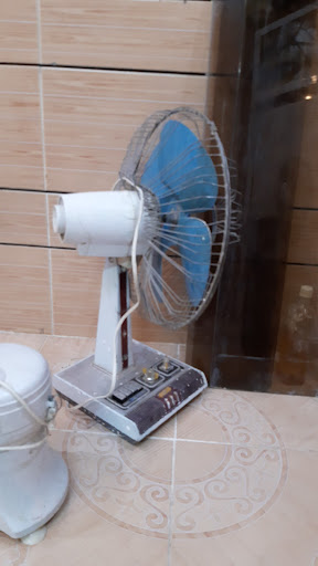 خیابان استقلال نبش عارف